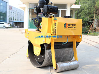 翔工小型壓路機：小身材，大力量