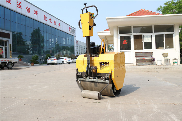 天氣轉冷,小型壓路機為什么會出現(xiàn)不能啟動的情況？